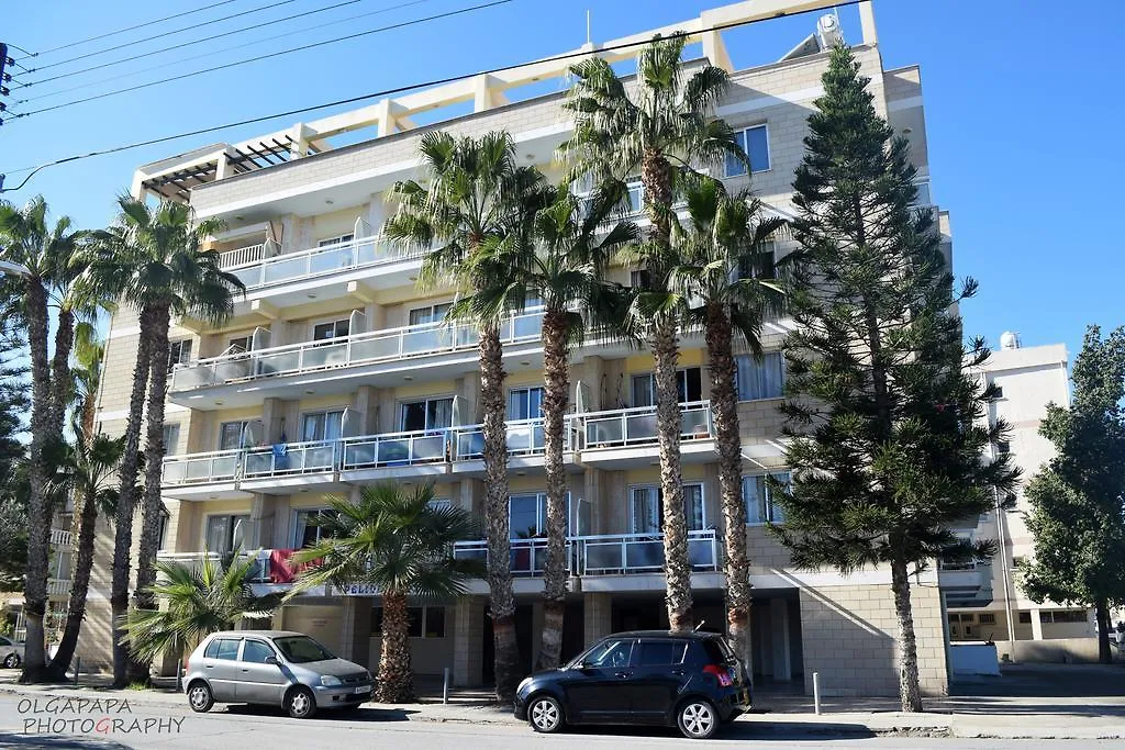 לרנקה Pelides Apartments