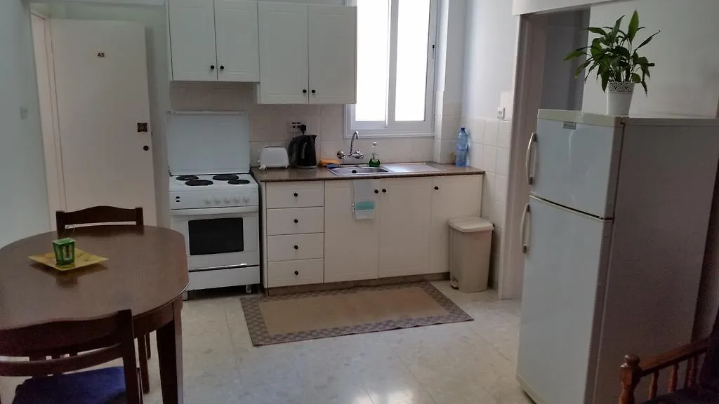 לרנקה Pelides Apartments קפריסין